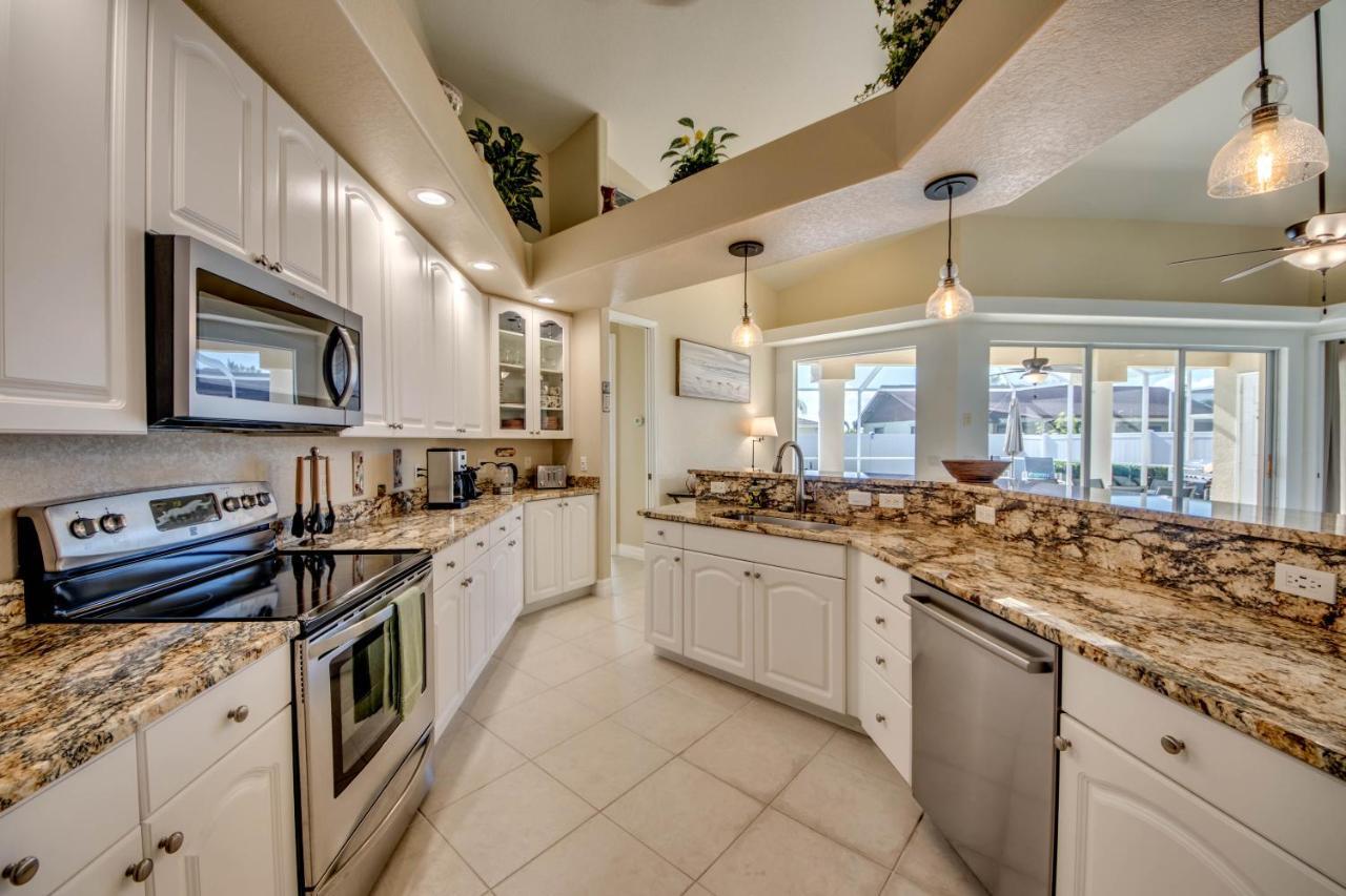 Villa-Haze, Lots Of Privacy, Solar & Electric Heated Pool And Spa Cape Coral Luaran gambar