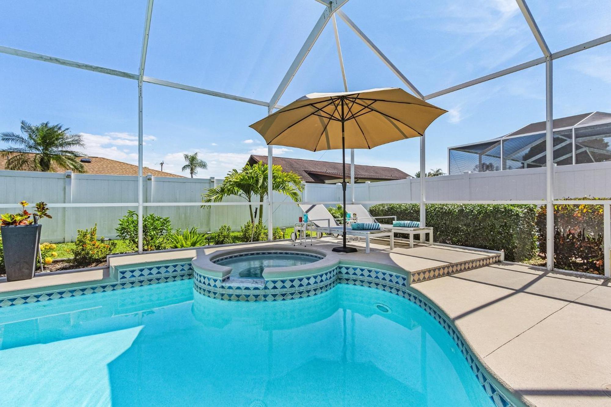 Villa-Haze, Lots Of Privacy, Solar & Electric Heated Pool And Spa Cape Coral Luaran gambar